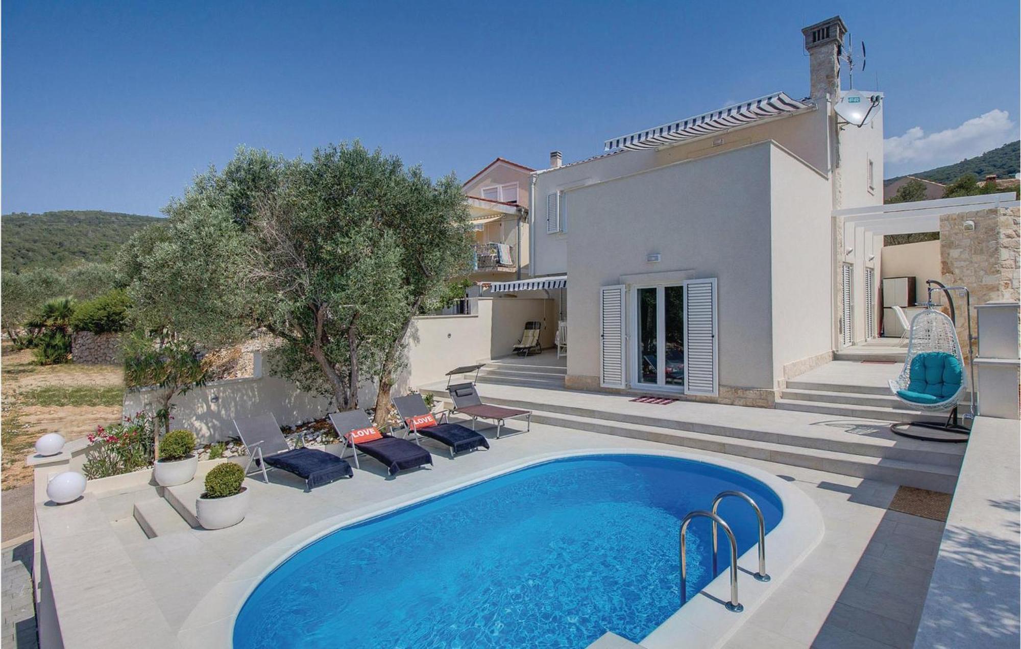 Beautiful Home In Martinscica With Wifi Martinscica (Cres) Exterior foto