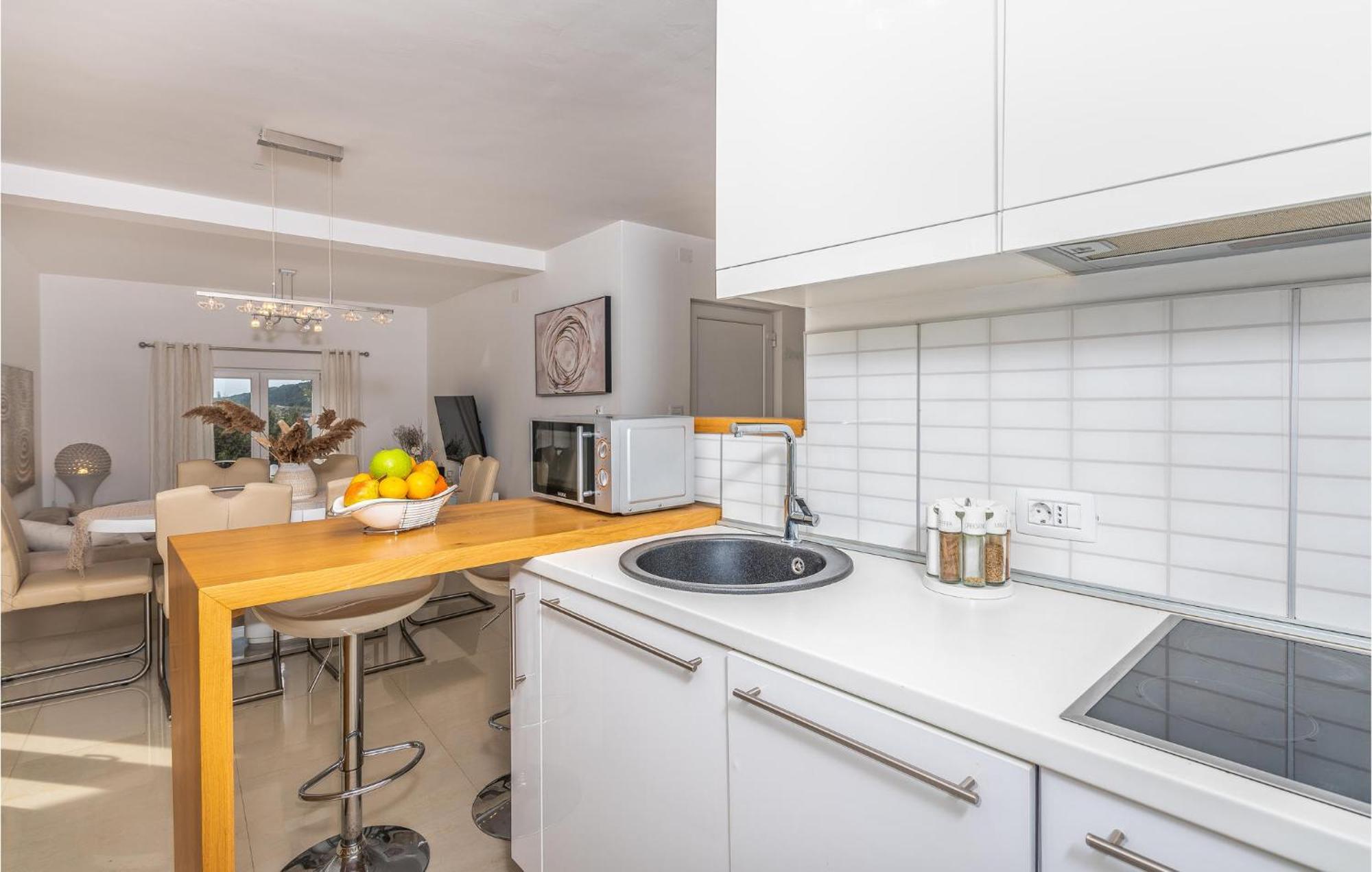 Beautiful Home In Martinscica With Wifi Martinscica (Cres) Exterior foto