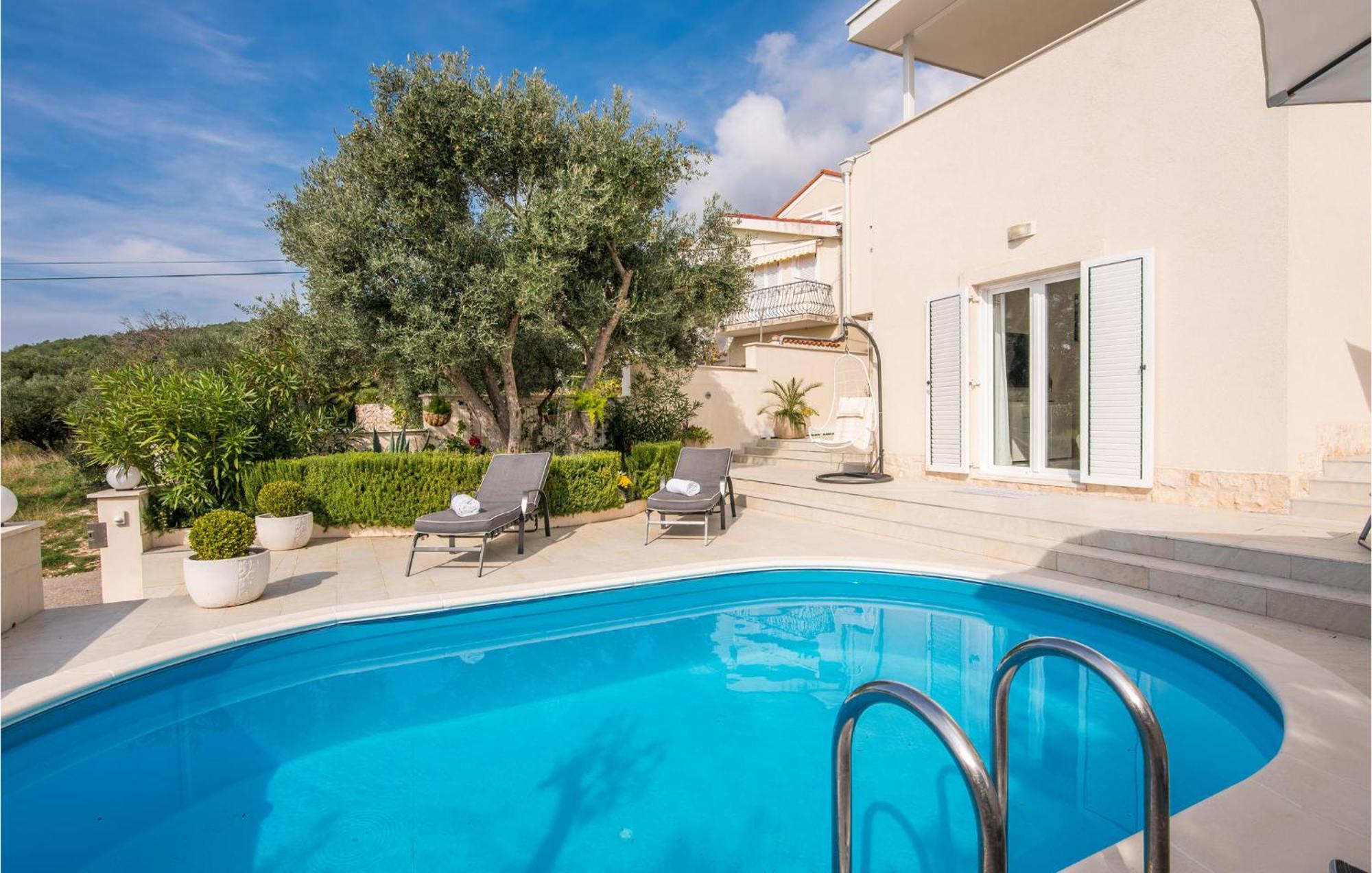 Beautiful Home In Martinscica With Wifi Martinscica (Cres) Exterior foto