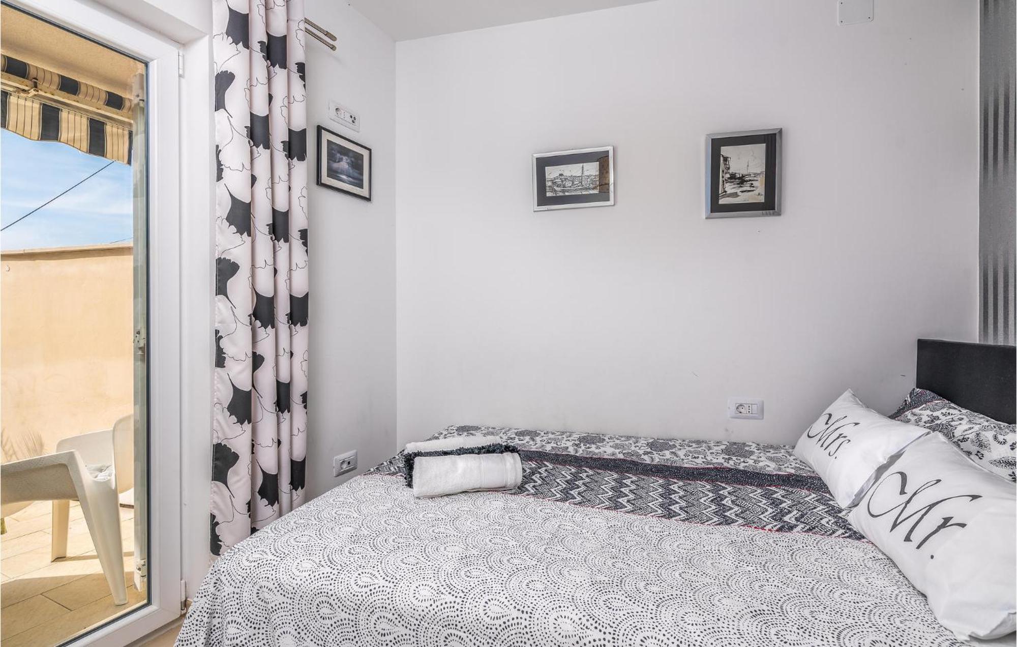 Beautiful Home In Martinscica With Wifi Martinscica (Cres) Exterior foto