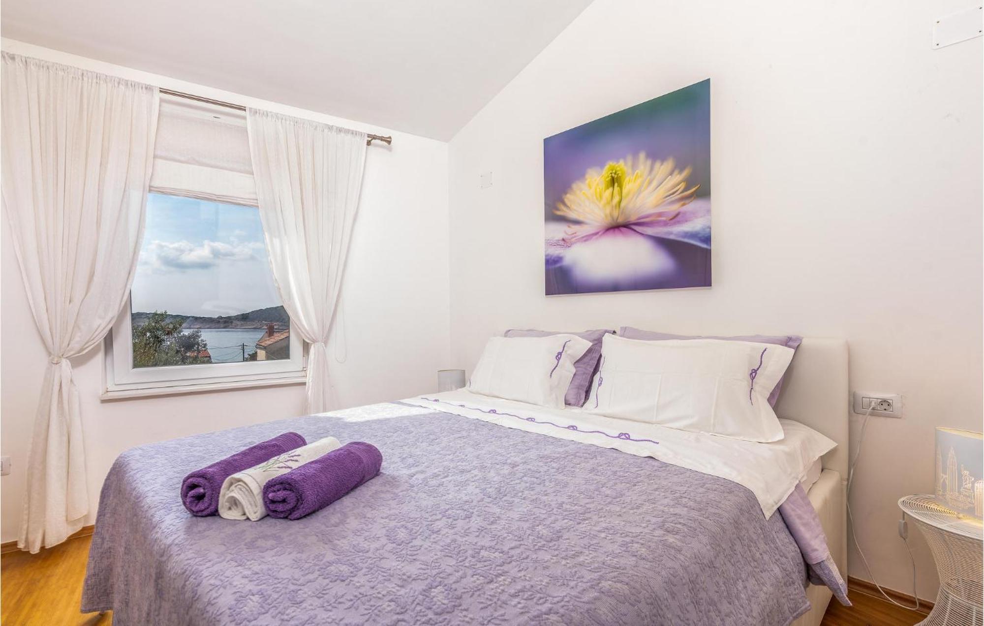 Beautiful Home In Martinscica With Wifi Martinscica (Cres) Exterior foto