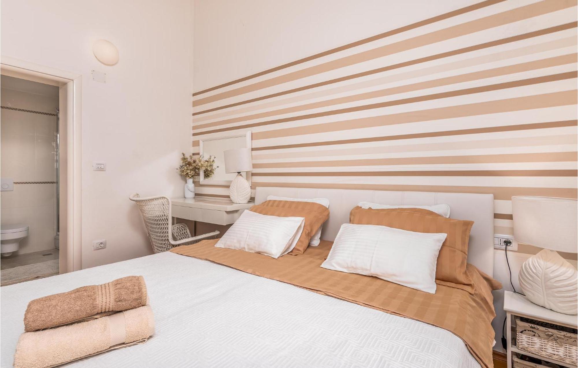 Beautiful Home In Martinscica With Wifi Martinscica (Cres) Exterior foto